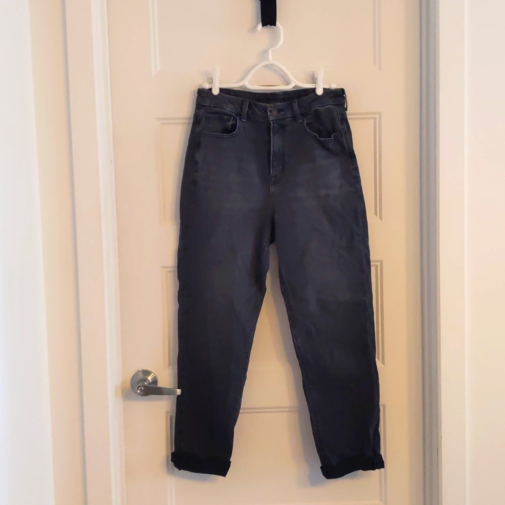 American Eagle Stretch Mom Jean